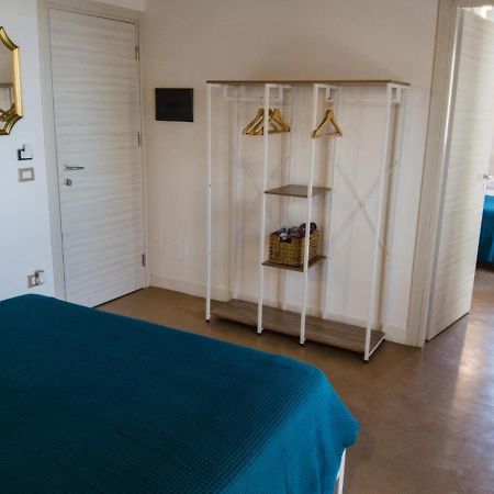 111 Apartments & Rooms Patti Exteriör bild
